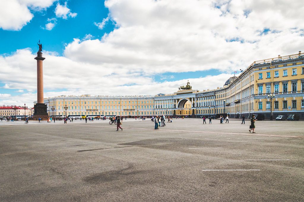 Билеты на поезд в Санкт-Петербург из Москвы